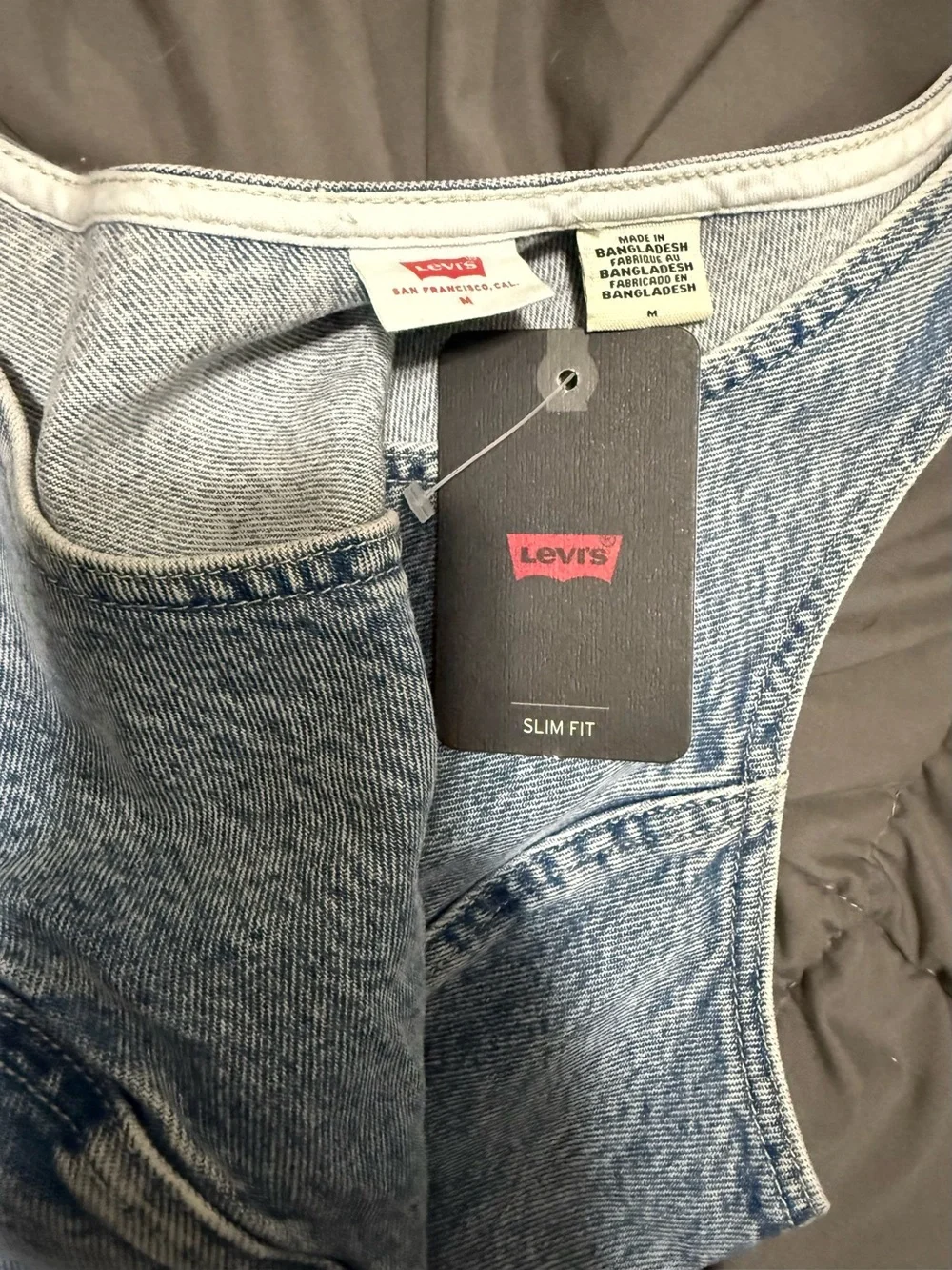 Levis levi tag
